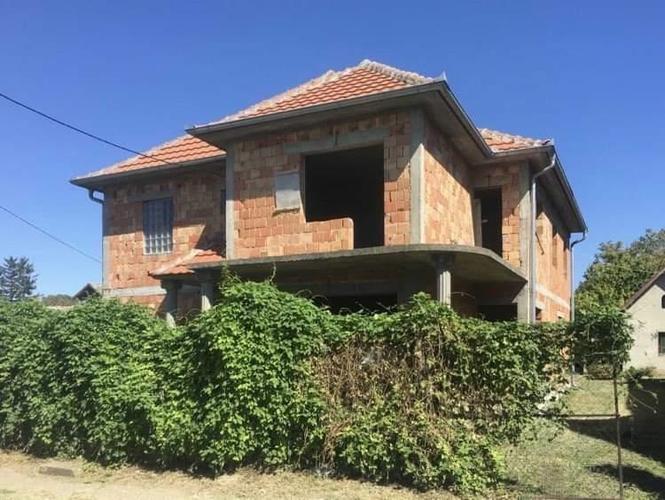 Prodajem kuću u Mramorku 