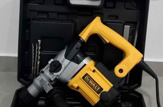 Hilti Dewalt 2300w