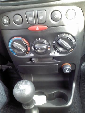 Fiat-Punto-classic-dinamic-ac-1-2--10