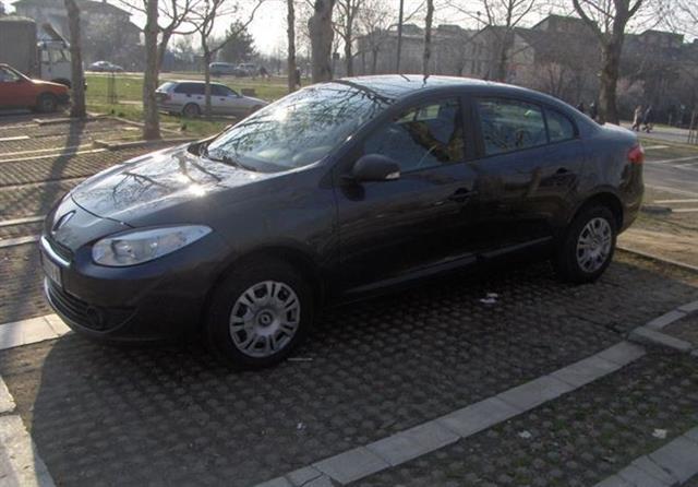 Renault Fluence -10  