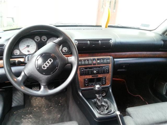 Audi-A4-2-5-TDI--98