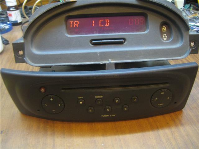 Radio-CD-za-Renault-Megane-Scenik