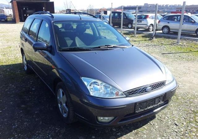 Ford Focus 1.8 tdci -04