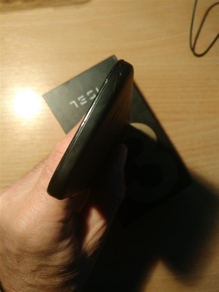 Tesla-3-2-Lite---dual-SIM