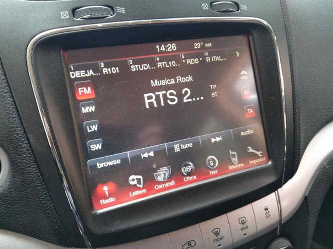 Fiat freemont multimedija  