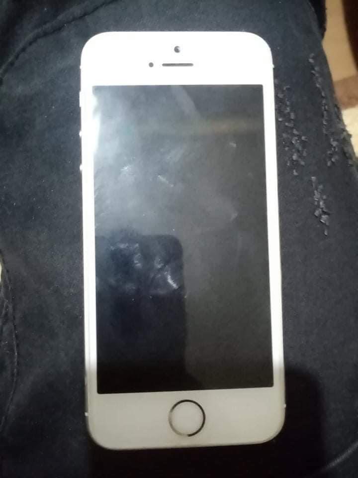 iPhone-5s-gold