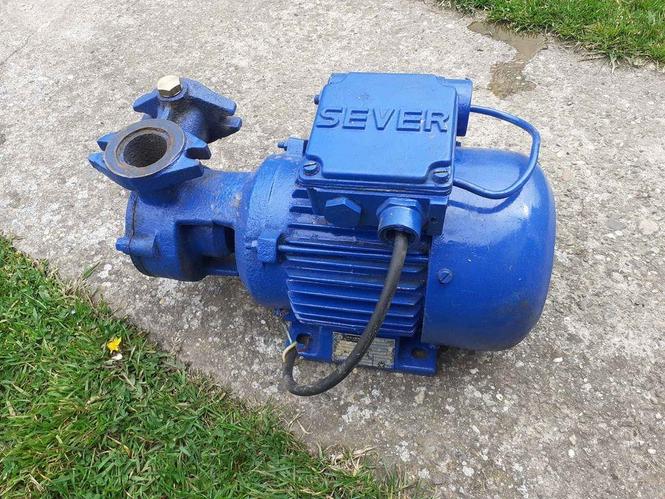 Pumpa Sever 8