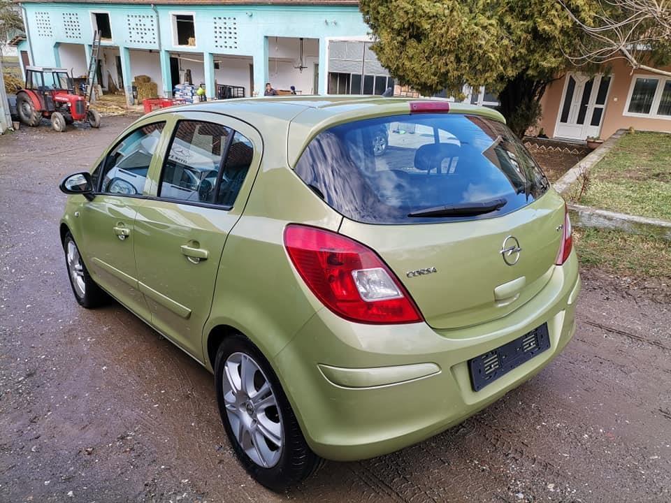 Opel-Corsa-D-1-3-CDTI-2006-god
