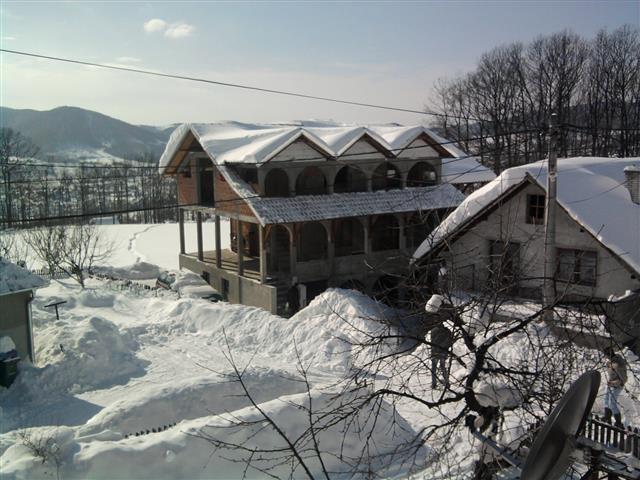 Kucu 400m2 