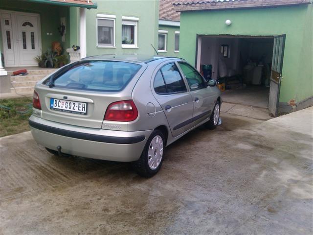 Renault-Megane-1-9dCi--01