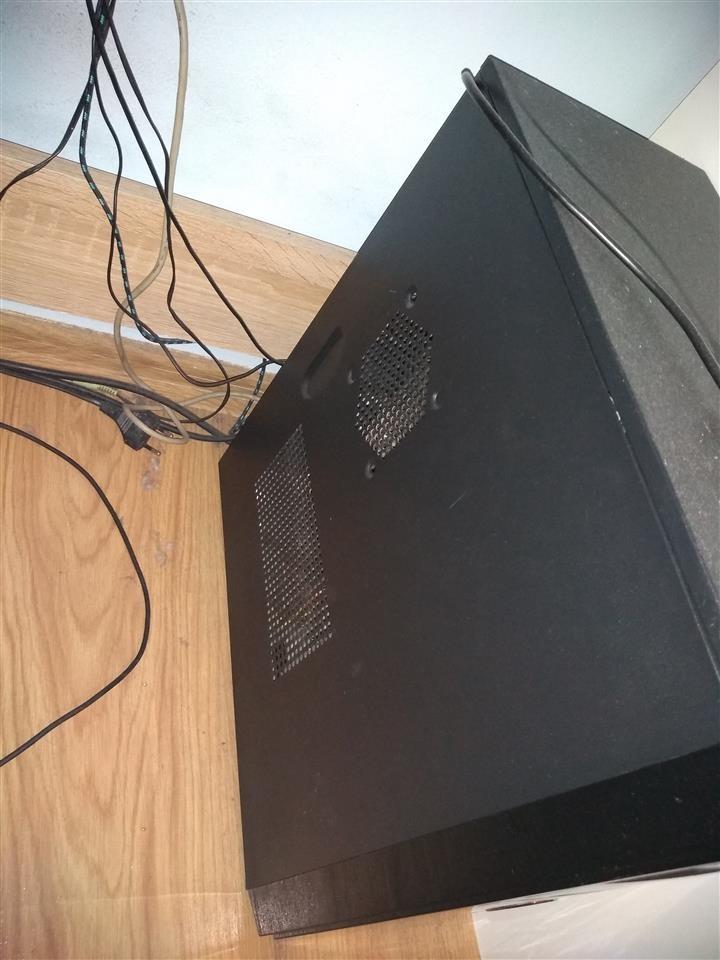 Kompjuter-intel-celeron