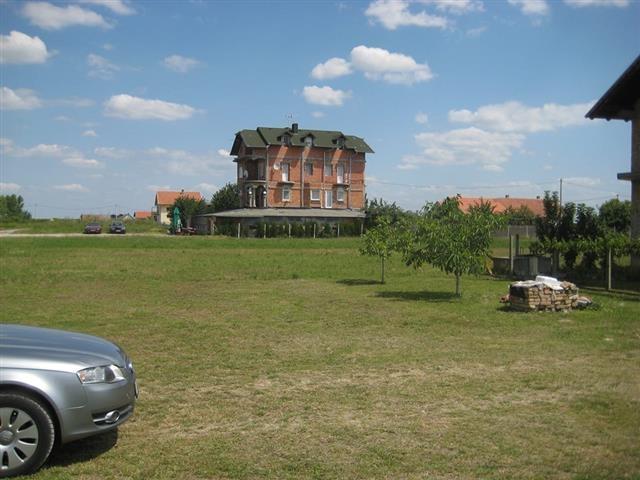 Plac-900m2-u-Beograd