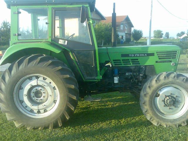 Traktor DAJC TORPEDO 75 DV