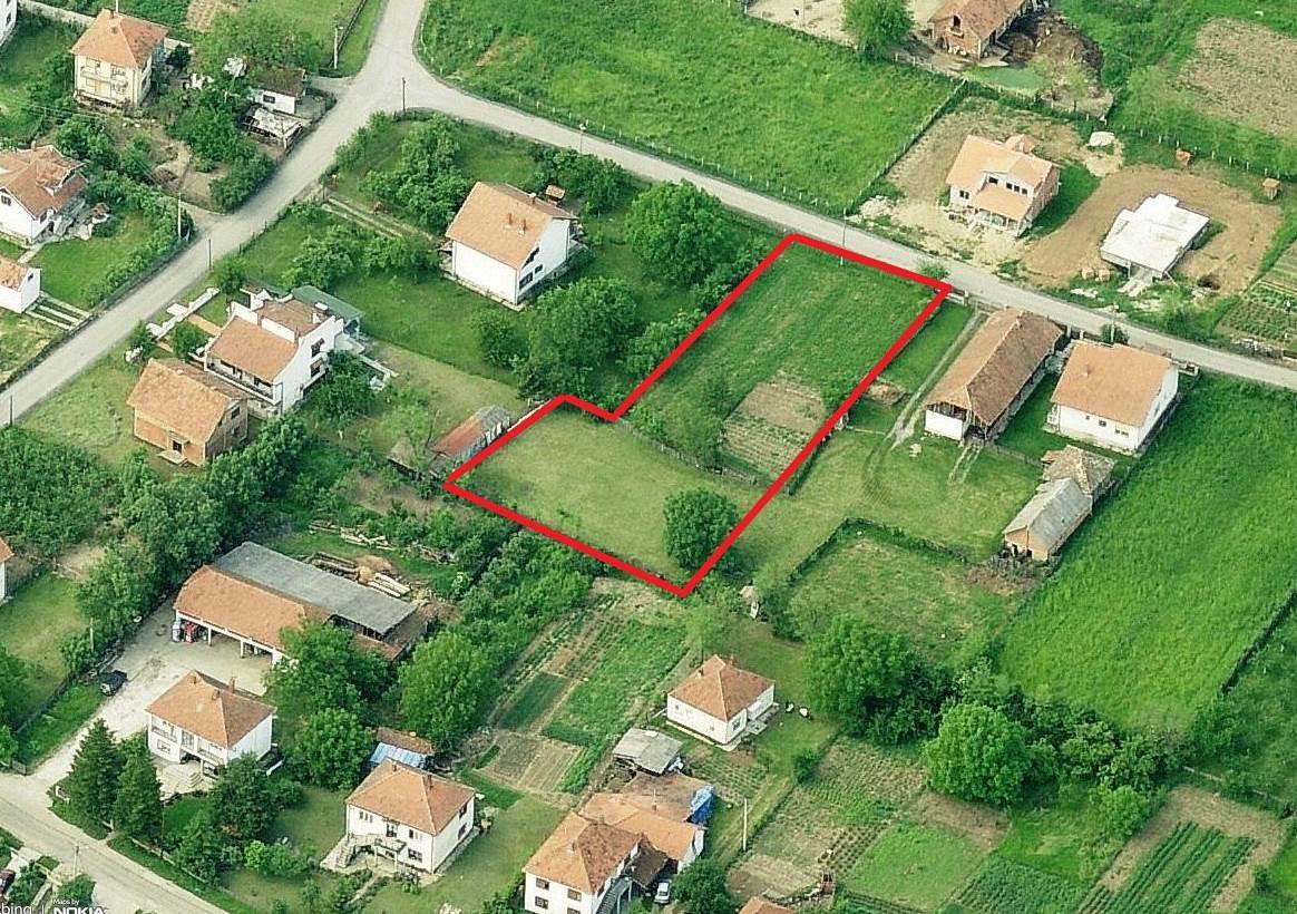 Plac-na-prodaju