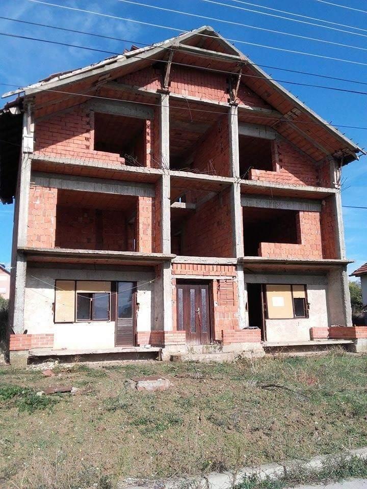 Prodaje-se-kuca-