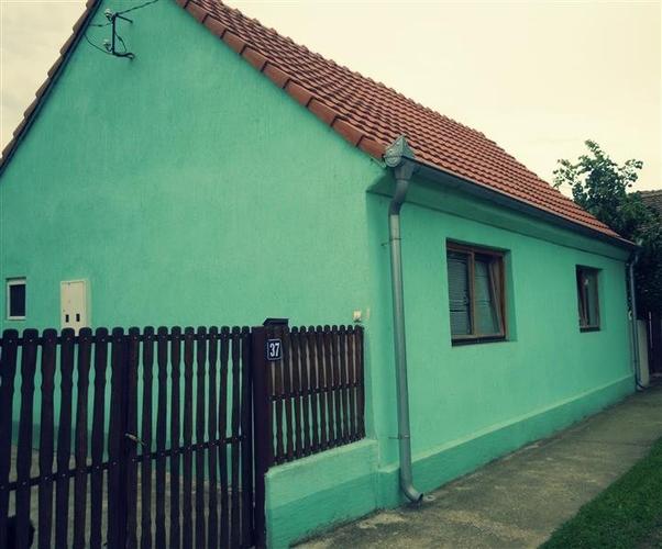 Kuca 100m2 u Ugrinovci