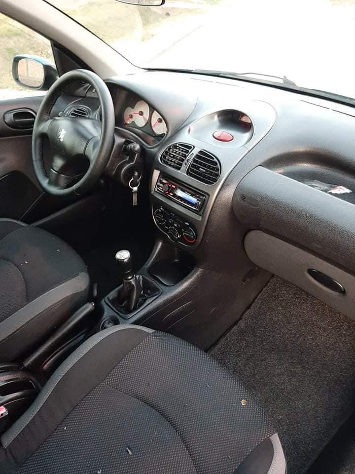 Peugeot-206