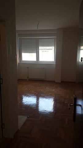 Garsonjera 22m2 u centu Novog Sada