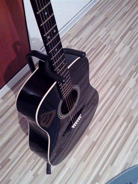 Akusticnaa-gitara-SX