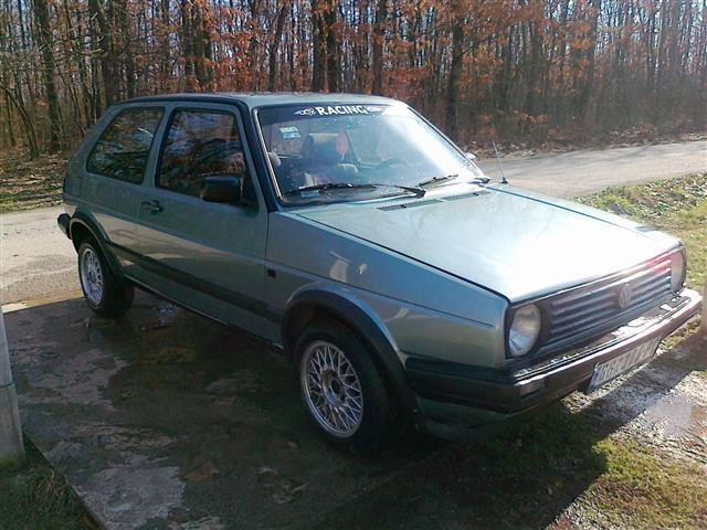 VW Golf 2