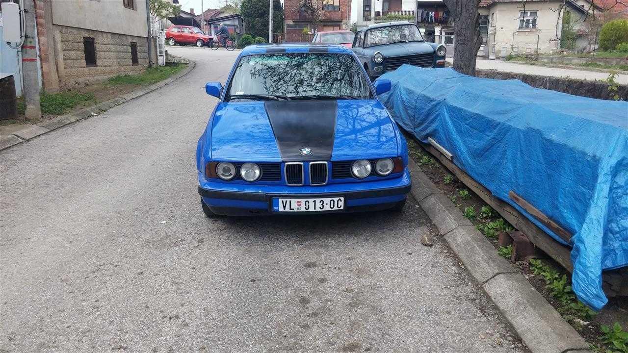 BMW-524-td-1990
