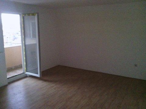 Nov stan 53m2 kod Vojne bolnice