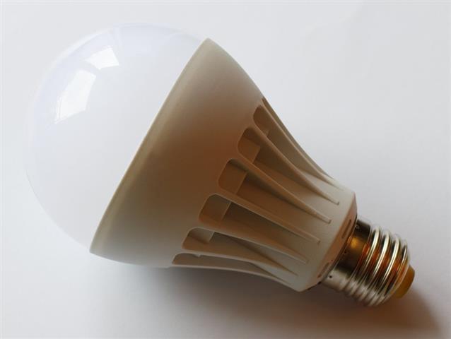 LED E27 9W sijalica