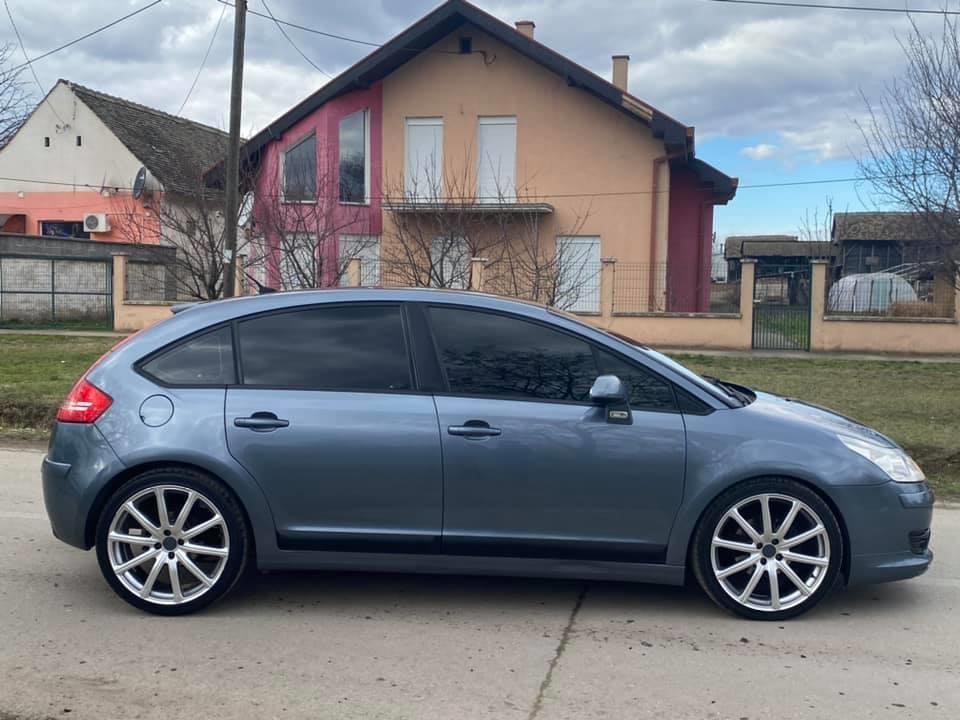 CITROEN-C4