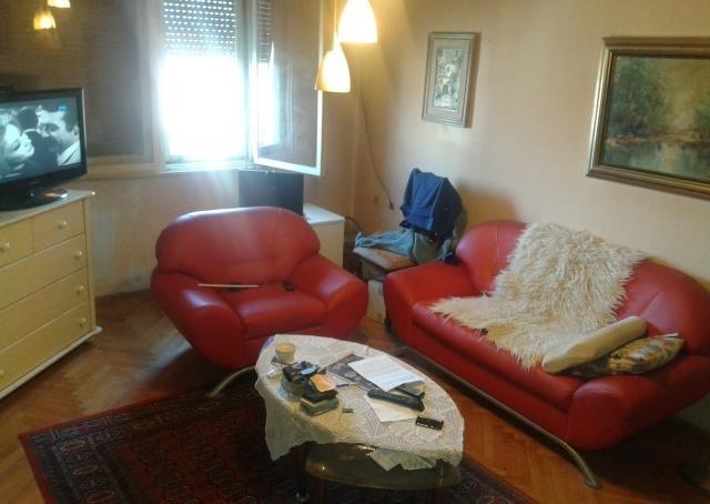 Prodajem stan u Nišu