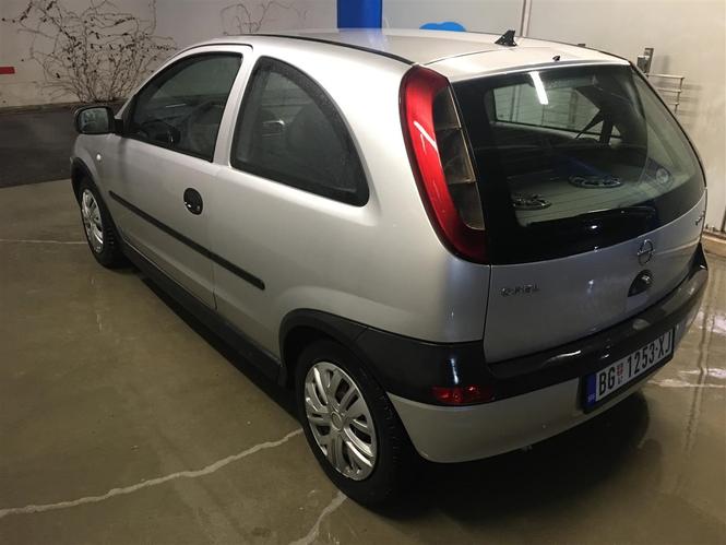 Opel Corsa C 1.0