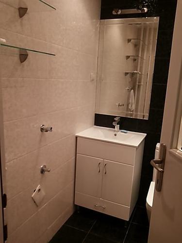 RENOVIRAN stan 90m2 u Centru