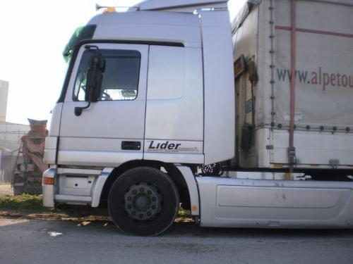 Mercedes-Benz-Actros---02