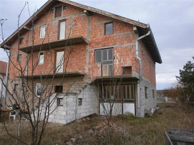 Stepojevac-kuca-300m2