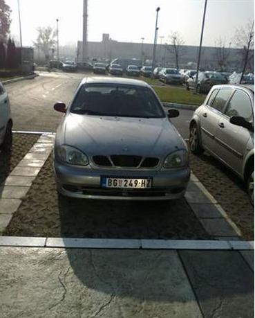 Daewoo-Lanos--00
