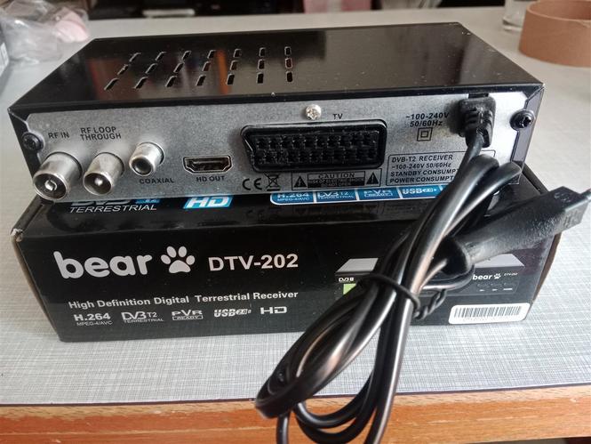 TV risiver 2 komada