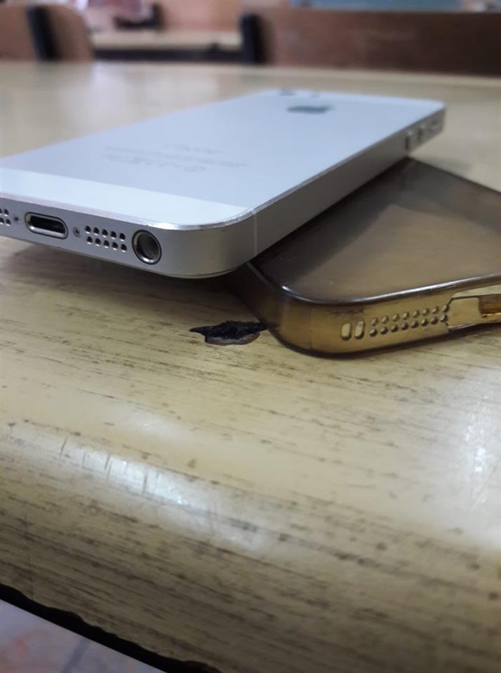 IPHONE-5S-