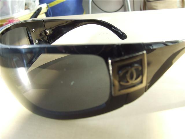 CHANEL suncane