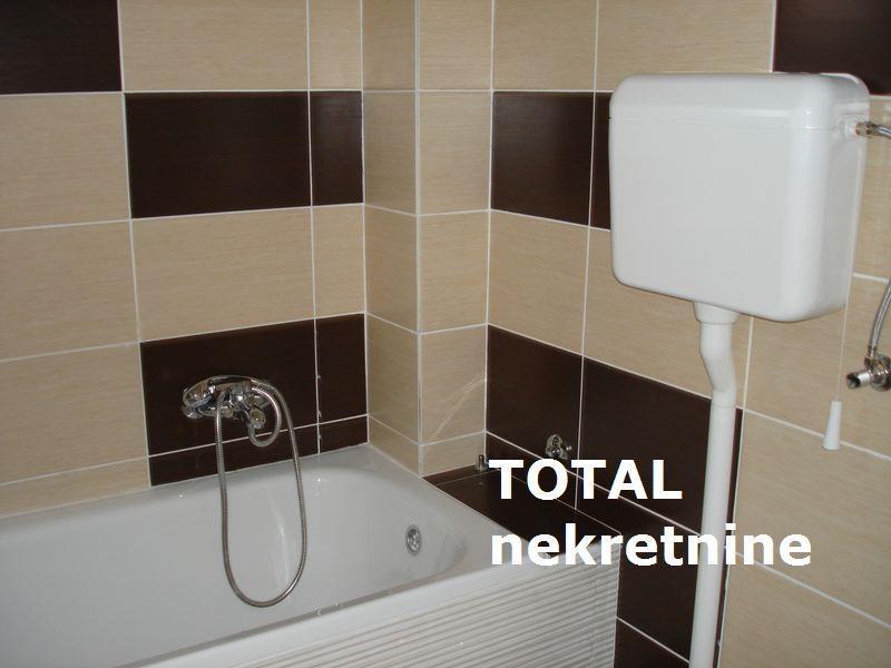 Odmah-useljiv-trosoban-stan-