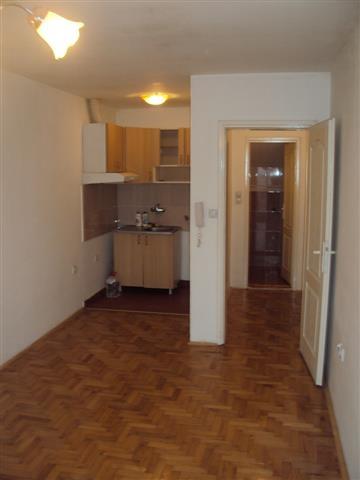 Garsonjera 26 m2 - Novi Sad