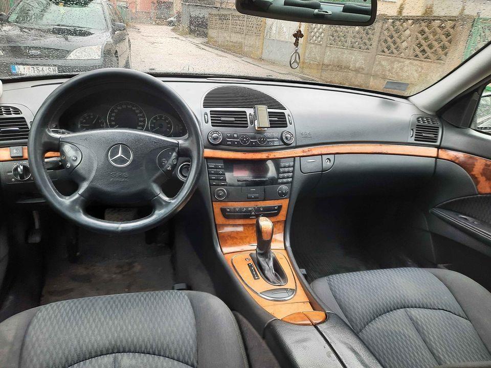 Mercedes-e240