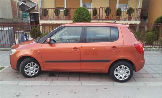 Skoda-Fabia-2--08