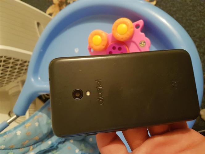 Alcatel Pixi 4(5)