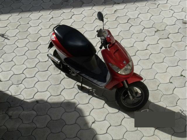 Peugeot  Vivacity -04