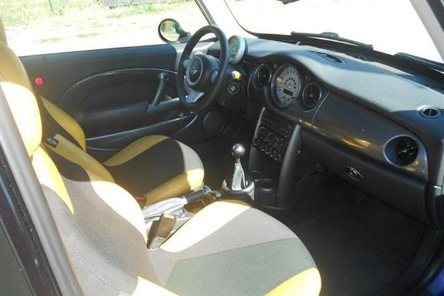 Mini-Cooper-1-6--05