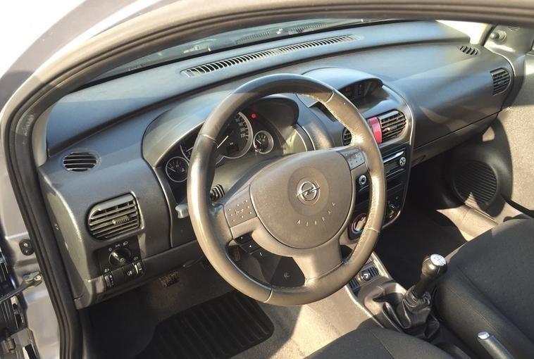 Opel-Corsa-5-vrata--03