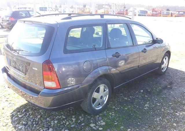 Ford-Focus-1-8-tdci--04