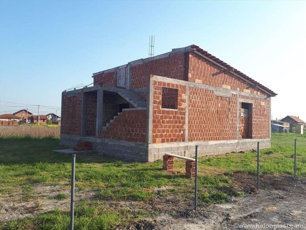 Kuca-u-izgradnji-Borca