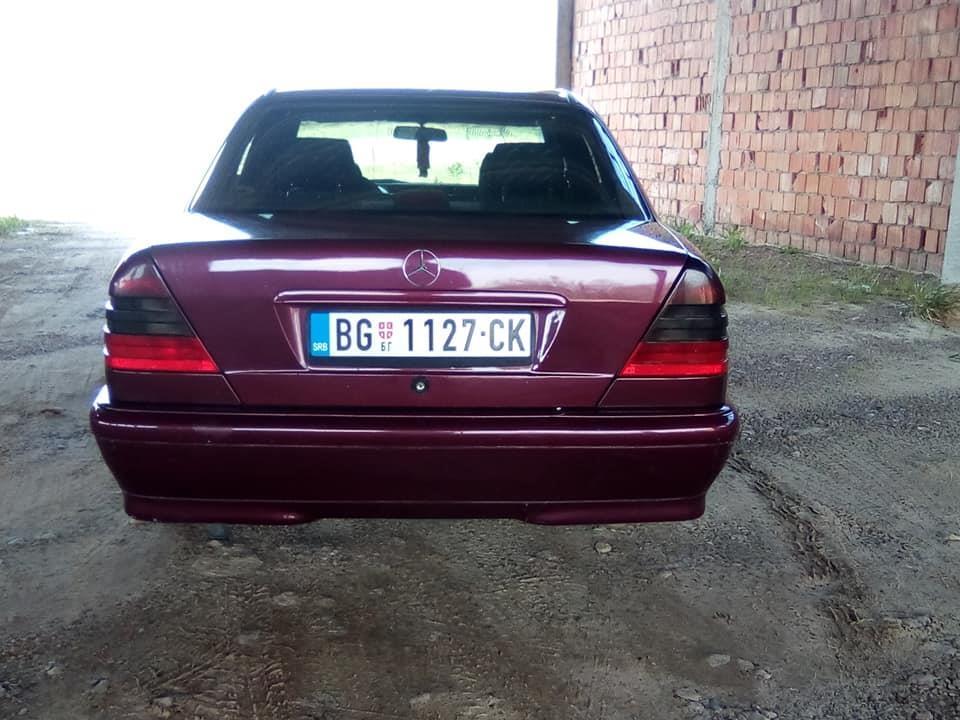 Mercedes-c180