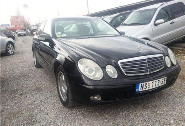 Mercedes-Benz-E220-Cdi--03