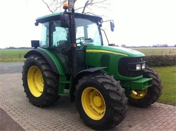 2007 John Deere 5620